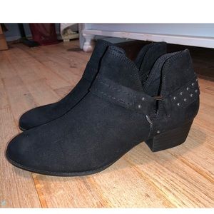 Black ankle booties